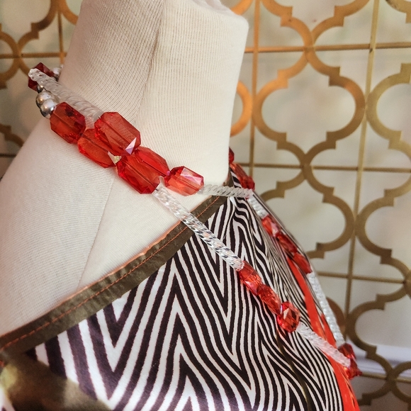 ✨️The Handcrafted "Ms. Grace" maxi length necklace. Magnetic Closure 😍 - Picture 15 of 15